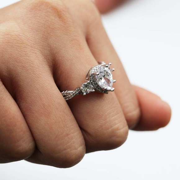 925 Sterling Silver Pear Cut White Sapphire Ring - Picture 4 of 5